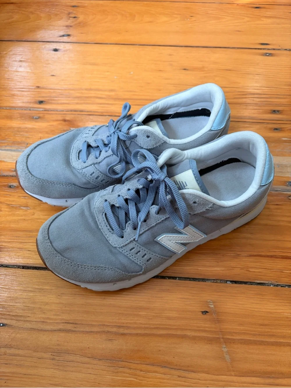 New Balance Women’s Gray/Blue Lace-Up Sneakers